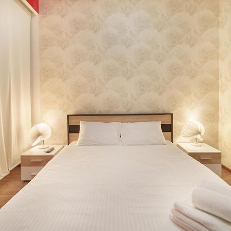 Modern Apartment In The City Center In A New Building أوديسا المظهر الخارجي الصورة