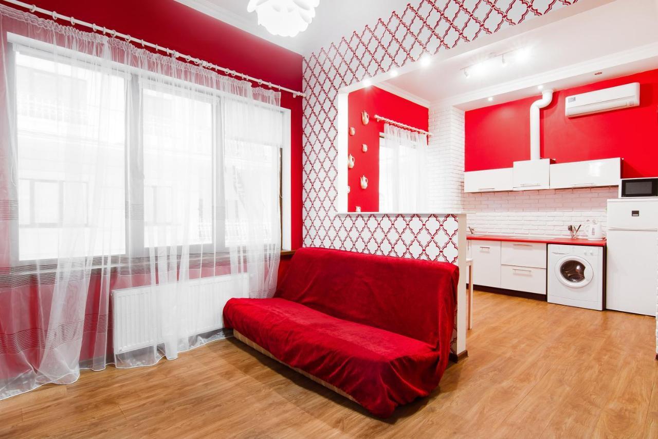 Modern Apartment In The City Center In A New Building أوديسا المظهر الخارجي الصورة