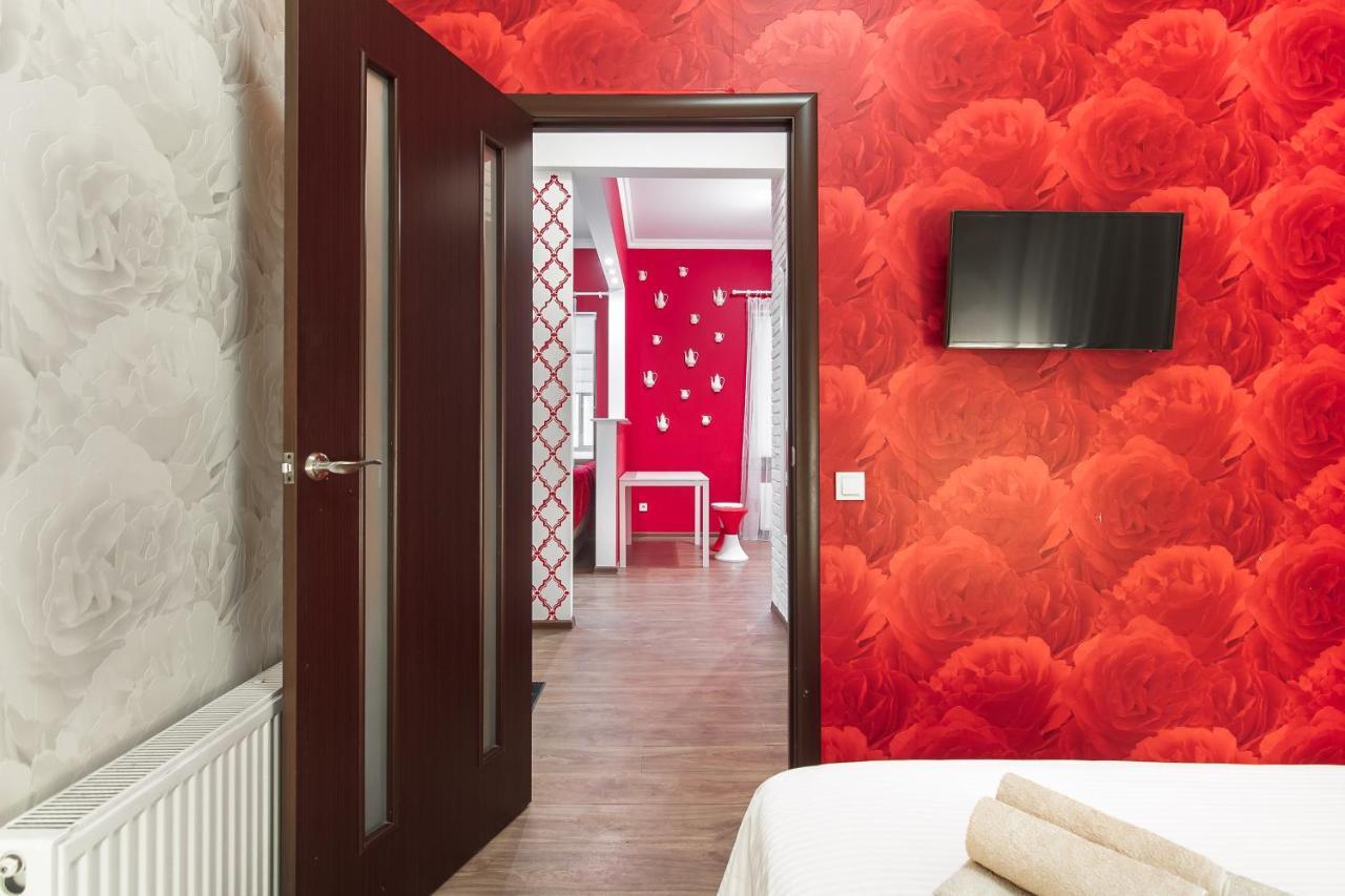 Modern Apartment In The City Center In A New Building أوديسا المظهر الخارجي الصورة