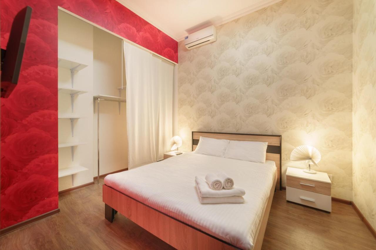 Modern Apartment In The City Center In A New Building أوديسا المظهر الخارجي الصورة